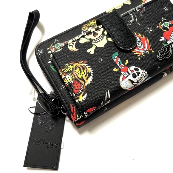 NWT Ed Hardy Tattoo Wallet Wristlet Black Skull Tiger Clutch Fits Cell Phone - Picture 1 of 6